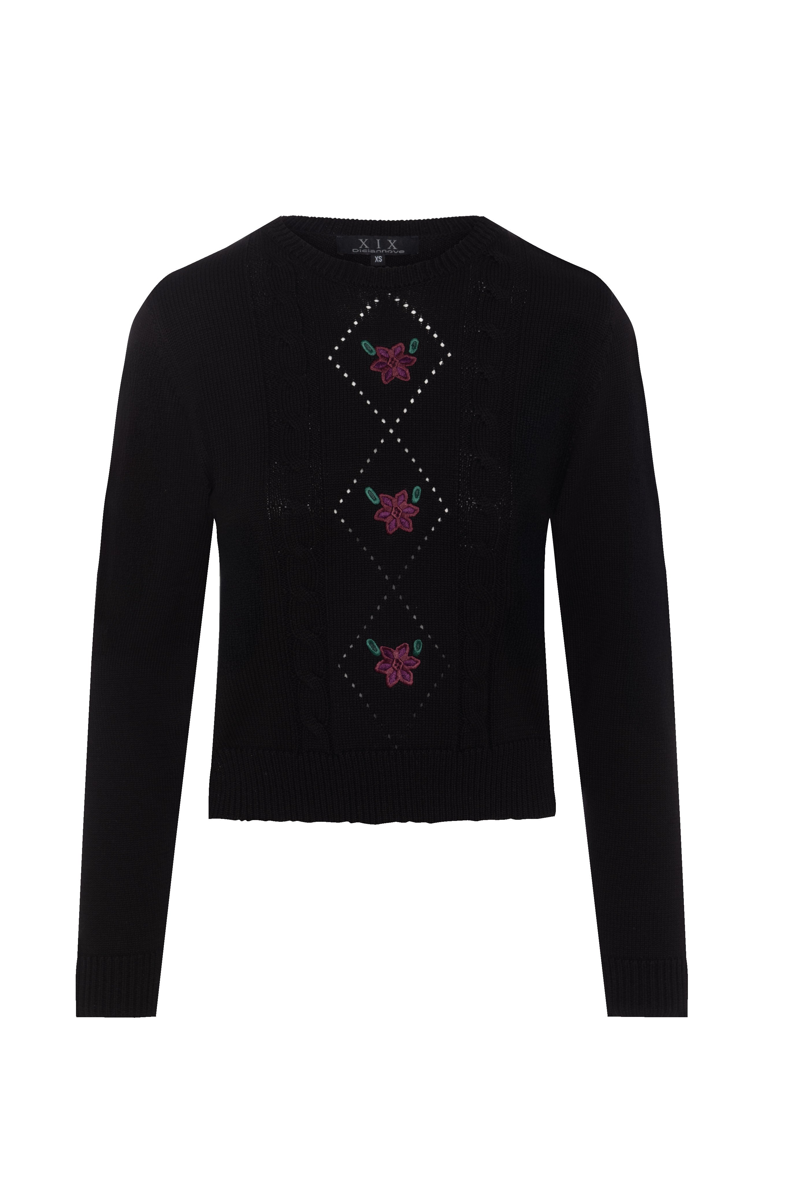 Cable Knit With Embroidery