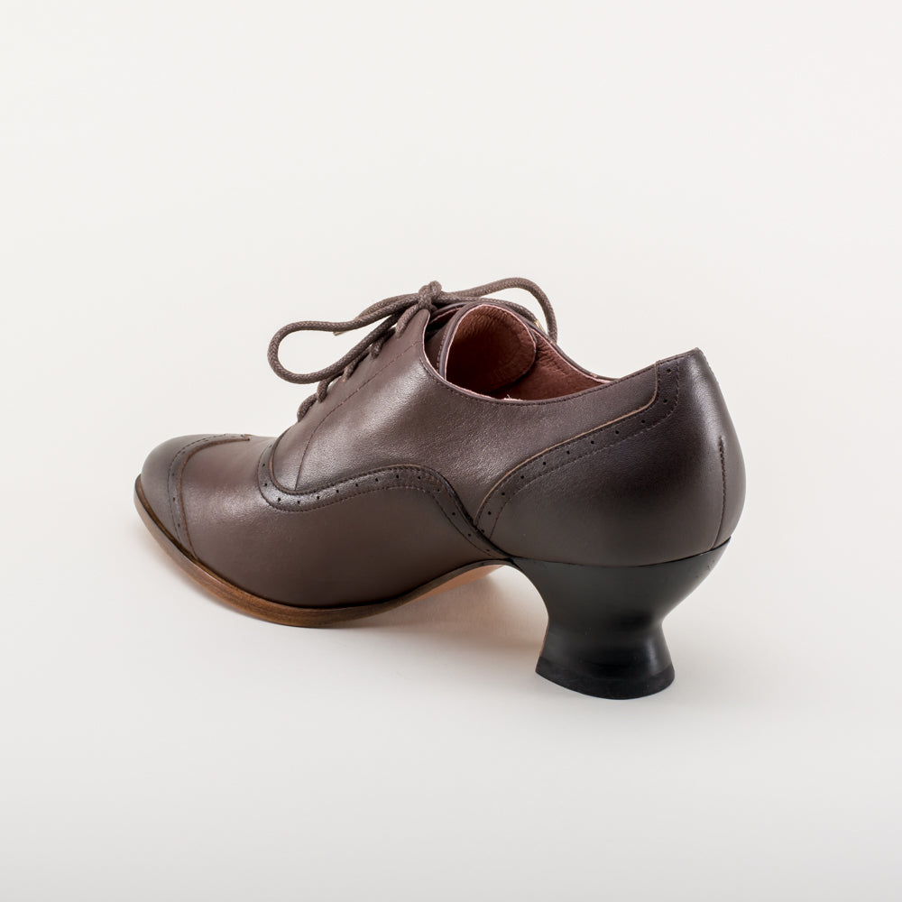 Londoner Women's Edwardian Oxfords (Brown)